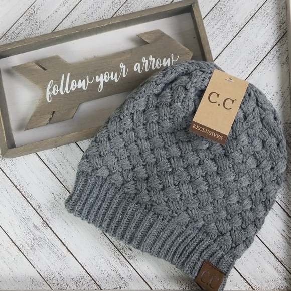 C.C Beanie Basket Weave Light Gray with Lining - Picture 1 of 4